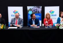 Ariel Sujarchuk inauguró el primer Congreso Regional de Educación en el partido de Escobar Ariel Sujarchuk inauguró el primer Congreso Regional de Educación en el partido de Escobar