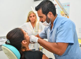 El programa municipal Escobar Sonríe ya entregó más de 1400 prótesis dentales