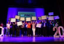 Escobar: Se realizó la entrega de diplomas del plan FINES