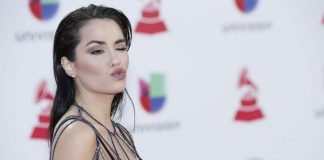 Lali Espósito llevó la lucha por el aborto legal a la alfombra de los Latin Grammy Awards