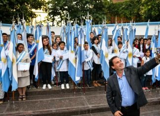 La Municipalidad de Escobar distinguió a 91 estudiantes de excelente rendimiento académico La Municipalidad de Escobar distinguió a 91 estudiantes de excelente rendimiento académico