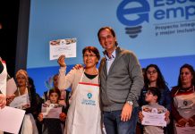 Escobar Emprende edición 2019: Entregaron 100 kits a productores de la economía social
