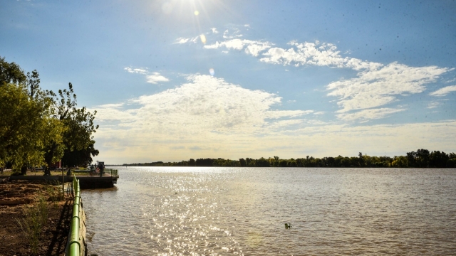 La Justicia avala a la Municipalidad de Escobar en el uso del terreno costero en el Paraná de las Palmas La Justicia avala a la Municipalidad de Escobar en el uso del terreno costero en el Paraná de las Palmas