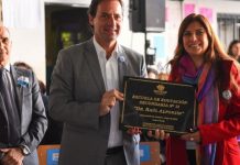 Ariel Sujarchuk aprueba el homenaje a Raúl Alfonsín: envió un proyecto al Concejo Deliberante para emplazar su busto en la Plaza Lambertuchi Ariel Sujarchuk aprueba el homenaje a Raúl Alfonsín: envió un proyecto al Concejo Deliberante para emplazar su busto en la Plaza Lambertuchi