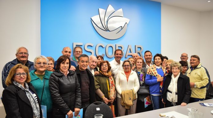 El intendente Ariel Sujarchuk anunció un programa de fortalecimiento para los centros de jubilados y pensionados del partido