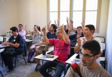 El curso de lengua de señas de la Municipalidad de Escobar ya suma más de 200 inscriptos El curso de lengua de señas de la Municipalidad de Escobar ya suma más de 200 inscriptos