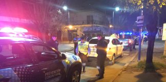 Dos vehículos secuestrados por repartir bebidas alcohólicas de manera ilegal