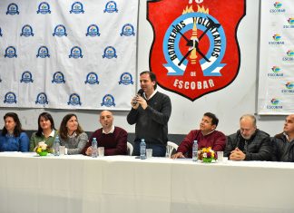 Presupuesto Participativo: Ariel Sujarchuk entregó subsidios a 41 entidades de bien público del distrito