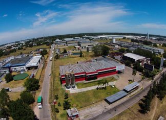 Escobar obtuvo la potestad para extender certificados ambientales en beneficio de 150 empresas