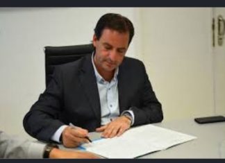 Sujarchuk anunció un bono de 10 mil pesos para los trabajadores municipales