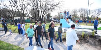 Ariel Sujarchuk recorrió obras de mejora del espacio público en Garín