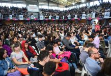 Más de 2.000 estudiantes participaron de #EntreNos, un ciclo de charlas motivadoras para jóvenes
