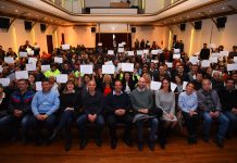 Formalizan la recategorización de 260 empleados gracias al sistema de concurso público