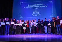 Reconocen a 60 docentes del distrito por su trayectoria y compromiso con la educación