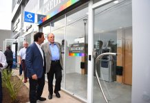 Ariel Sujarchuk y Carlos Heller recorrieron el nuevo Centro Cívico de Loma Verde