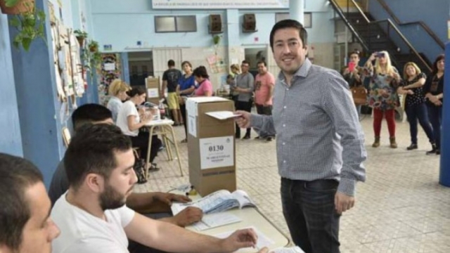 Sujarchuk entre los intendentes con los mejores números del conurbano Sujarchuk entre los intendentes con los mejores números del conurbano