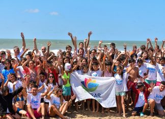 Mi Primer Viaje al Mar: Ariel Sujarchuk compartió una emotiva jornada con chicos y chicas del distrito