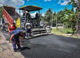 Avanzan a buen ritmo las obras viales en distintos barrios del partido
