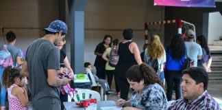 Ya son 500 las mujeres que recibieron la tarjeta del Plan Más Vida
