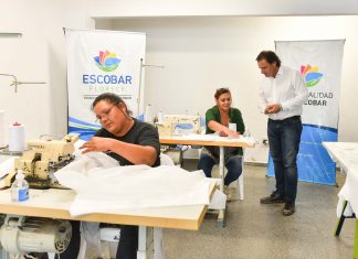 La Municipalidad de Escobar ya fabrica barbijos, alcohol en gel y camisolines quirúrgicos