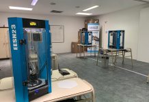 Con la colaboración de la comunidad educativa, el municipio fabricó y entregó más de 500 máscaras de bioseguridad