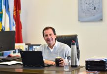 El intendente mantuvo una nueva videoconferencia con el gobernador bonaerense