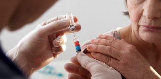 Centros de salud siguen colocando la vacuna antigripal