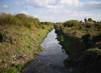 Continúan las obras hidráulicas en todo el distrito