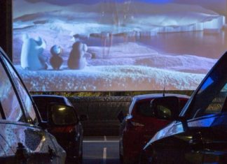 Se renueva la cartelera del autocine escobarense