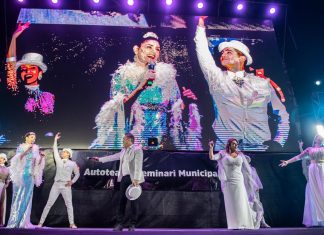 En una noche mágica y emotiva se inauguró el Autoteatro de Escobar