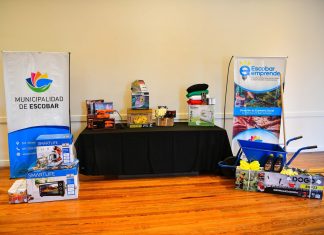 Emprendedores escobarenses recibieron kits de herramientas para fortalecer la producción