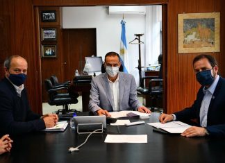 Sujarchuk firmó un histórico convenio con la Dirección Nacional de Vialidad