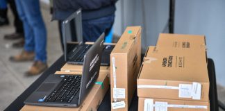 Entregaron más de 700 netbooks del plan Conectividad Federal a secundarios de Escobar