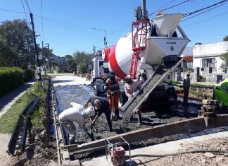 Escobar: Siguen adelante con distintas obras de bacheo en hormigón