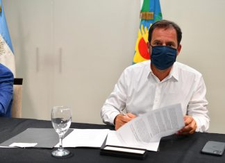 Ariel Sujarchuk y Jorge Ferraresi firman acuerdos para construir hasta 600 viviendas en el partido de Escobar