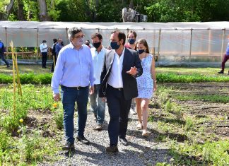Mercados Bonaerenses: Sujarchuk y el ministro de Desarrollo Agrario firmaron un convenio de adhesión al programa