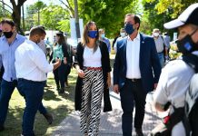 Sujarchuk supervisó obras de desagüe cloacal junto a Malena Galmarini