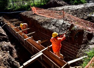 Avanzan las obras de pavimentación y repavimentación en los barrios