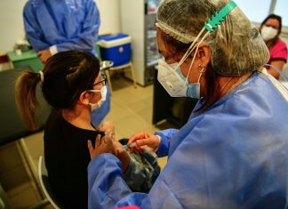 Más de 1.200 escobarenses recibieron la vacuna antigripal en el primer día de la campaña