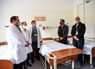 Sujarchuk supervisó las obras de ampliación en el Hospital Provincial Erill
