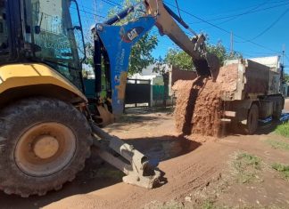 Continúan los trabajos de mantenimiento del espacio público y estabilizado de calles
