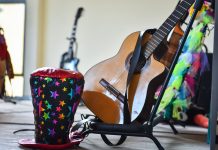 Escobar ofrece una enorme cantidad de talleres gratis