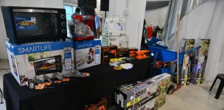 Emprendedores escobarenses recibieron kits de herramientas para fortalecer la producción