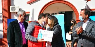 Entregaron créditos para la construcción de viviendas a 20 familias escobarenses