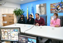 Sujarchuk encabezó el lanzamiento de una nueva edición del curso de Lengua de Señas