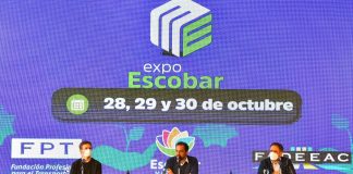Ariel Sujarchuk presentó Expo Escobar junto a los ministros Juan Cabandié y Augusto Costa