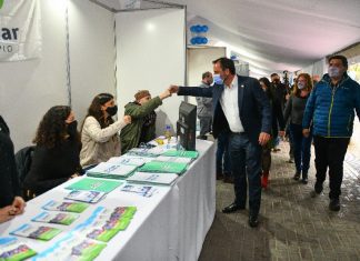 Semana de la Educación: Ariel Sujarchuk inauguró la 6° edición de la Feria del Libro y la Feria Universitaria