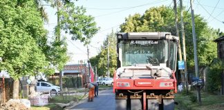 Garín: Sujarchuk recorrió la pavimentación de las calles Almirante Brown y Eva Perón