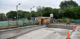 Avanza a buen ritmo la construcción de la pileta del polideportivo de Loma Verde