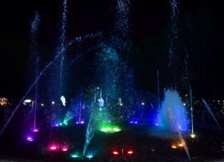 Sujarchuk y cientos de vecinos y vecinas celebraron la renovación de la Plaza Belgrano de Garín